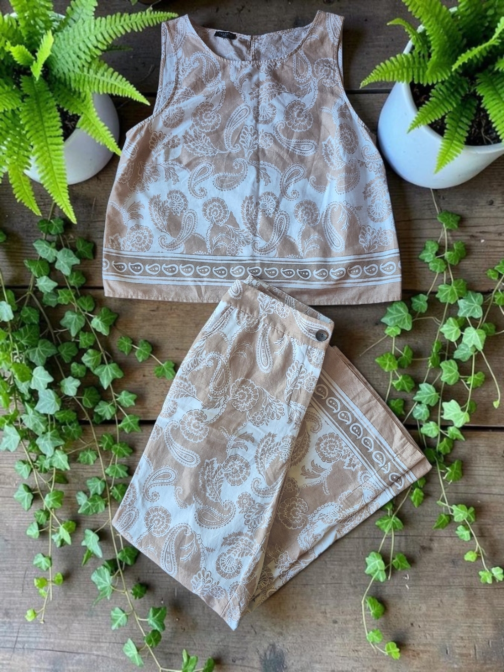 Talbots Beige and White Paisley Wide-Leg Jumpsuit Set